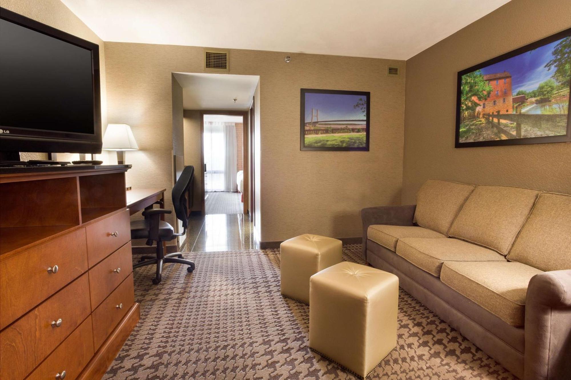 Drury Inn & Suites Jackson Mo 외부 사진